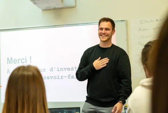 Etudiants devenus intervenants à l'ECS