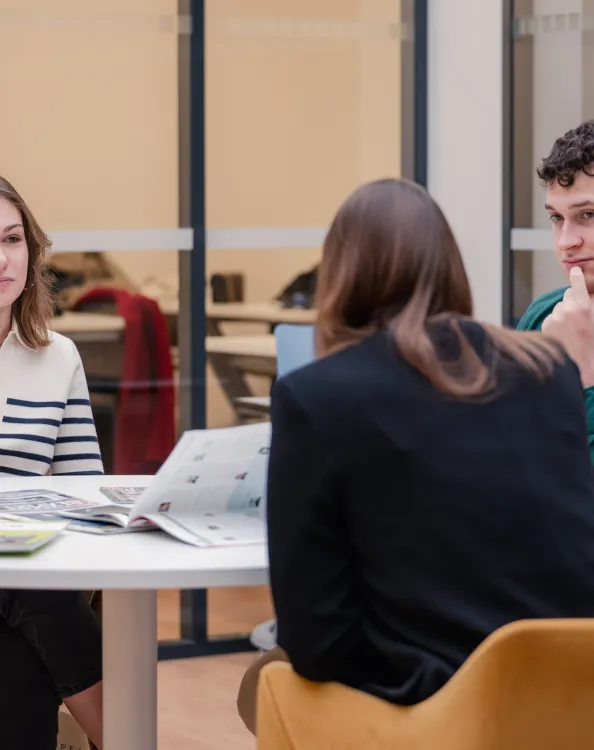 Groupe d'étudiants de l'ECS